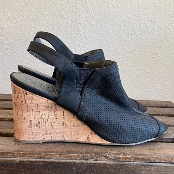 Life Stride Womens Black Camilla Peep Toe Wedge Heel Slingback Sandals Size 8.5M - Picture 2 of 9